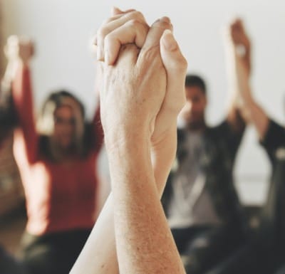 Sanando la abundancia con Constelaciones Familiares
